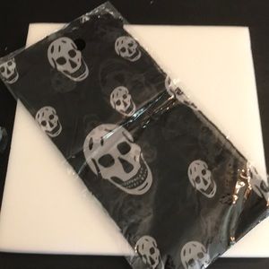 ❤️Final❤️Beautiful skull silk scarf